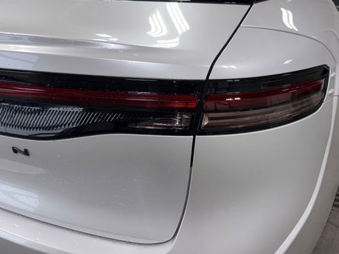 Used 2023 Toyota Crown XLE image 7