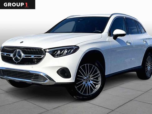 Certified 2025 Mercedes-Benz GLC 300 4MATIC image 1