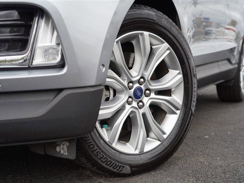 Used 2020 Ford Edge Titanium w/ Equipment Group 301A image 13