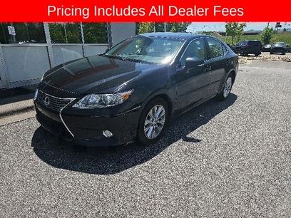 Used 2013 Lexus ES 300h w/ Luxury Pkg