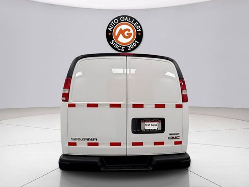 Used 2025 GMC Savana 2500 RWD image 5