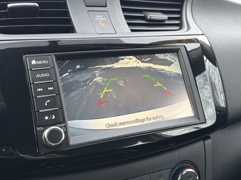 Used 2019 Nissan Sentra S image 19