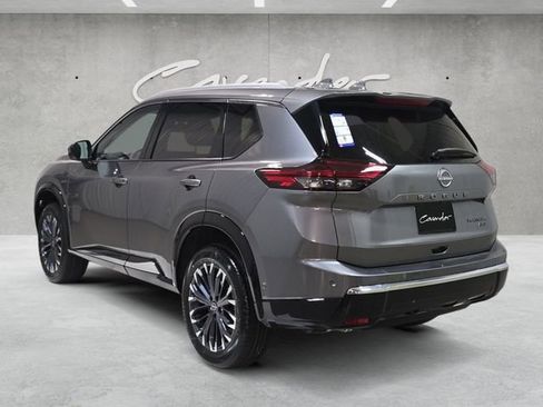 New 2026 Nissan Rogue Platinum image 14