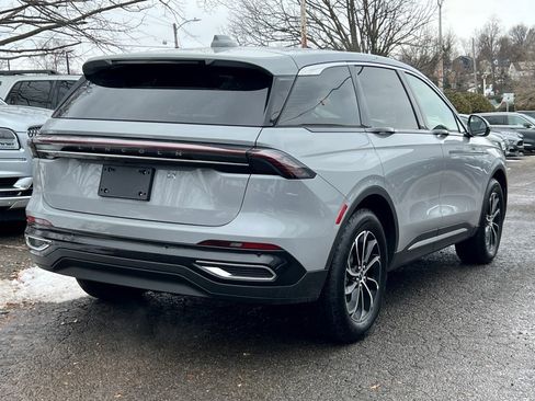 New 2026 Lincoln Nautilus Premier image 4