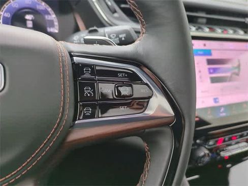 New 2025 Jeep Grand Cherokee Summit image 26