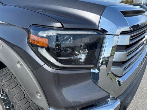 Used 2021 Toyota Tundra Limited w/ Limited Premium Package image 10