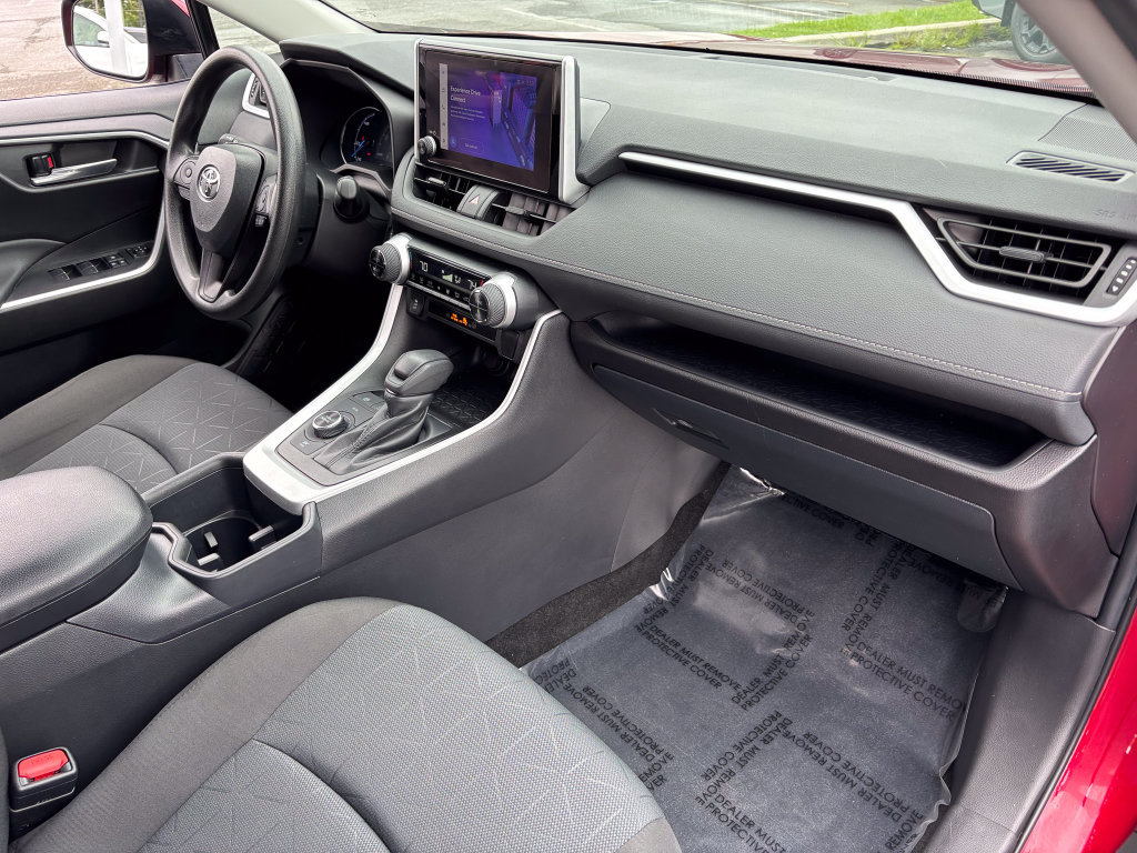 Certified 2025 Toyota RAV4 XLE AWD/4WD image 38