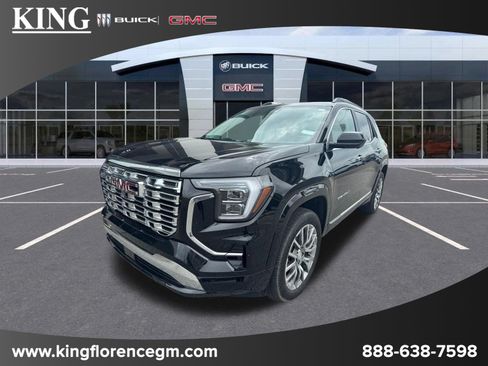 Used 2026 GMC Terrain Denali AWD/4WD image 1