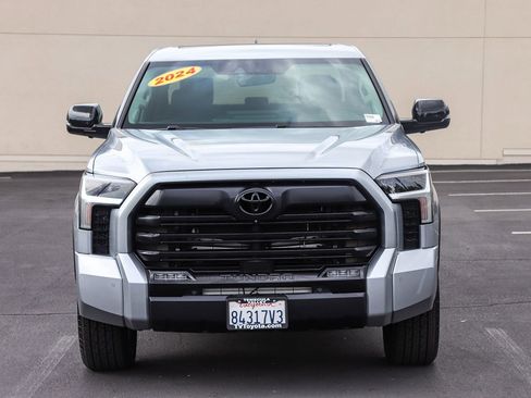Used 2024 Toyota Tundra Limited AWD/4WD image 2