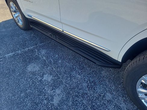 New 2026 GMC Yukon Denali image 9