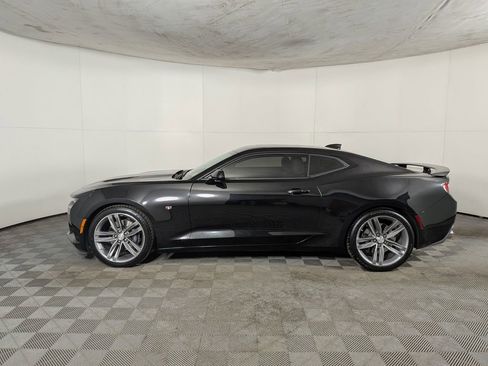 Used 2017 Chevrolet Camaro SS image 3