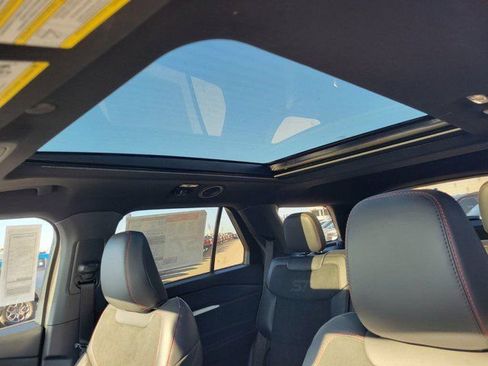 Used 2026 Ford Explorer ST w/ Sun And Sound Package AWD/4WD image 16