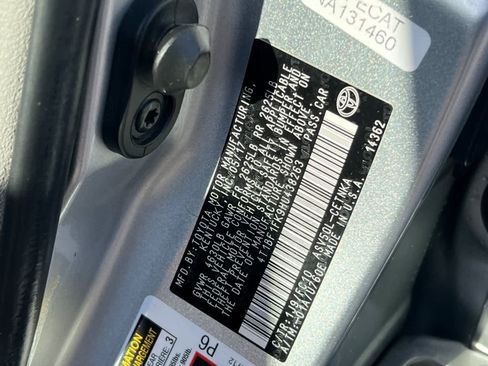 Used 2017 Toyota Camry LE FWD image 30