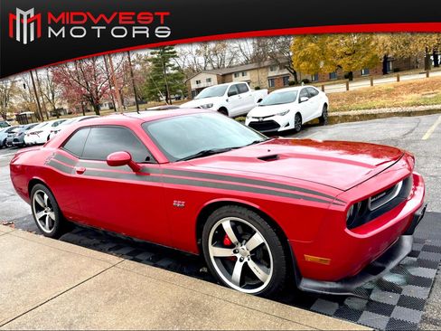 Used 2012 Dodge Challenger SRT8 w/ Premium Sound Group image 1