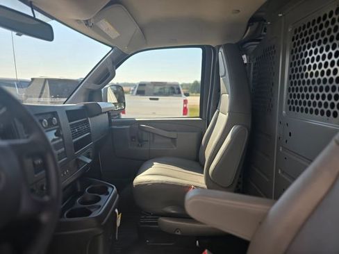 New 2025 Chevrolet Express 2500 w/ Driver Convenience Package image 19