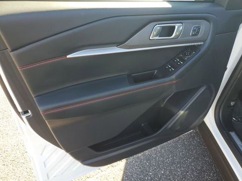 New 2025 Ford Explorer ST-Line w/ Premium Package image 11