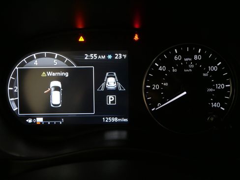 Used 2024 Nissan Kicks SV image 21