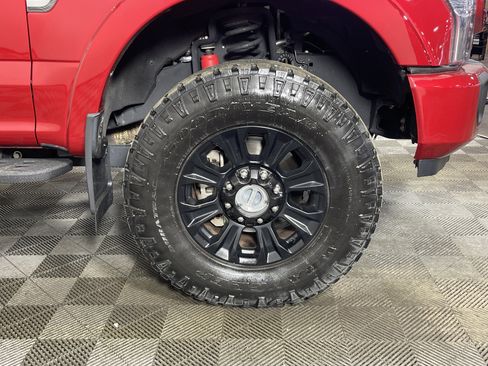 Used 2022 Ford F250 Lariat w/ Tremor Off-Road Package image 11