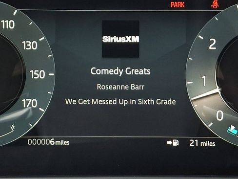 New 2026 Land Rover Range Rover Velar Dynamic SE image 17