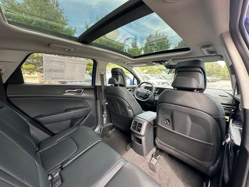 New 2026 Kia Sportage EX w/ EX Panorama Roof Package image 21