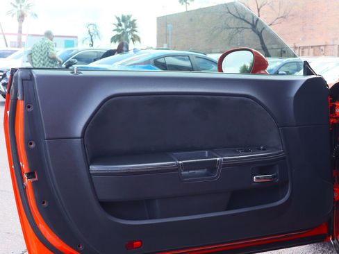 Used 2008 Dodge Challenger SRT8 image 30