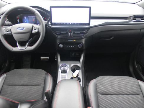 Certified 2024 Ford Escape ST-Line w/ Tech Pack #1 image 15