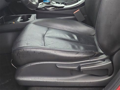 Used 2015 Nissan Leaf SL w/ Premium Package image 28