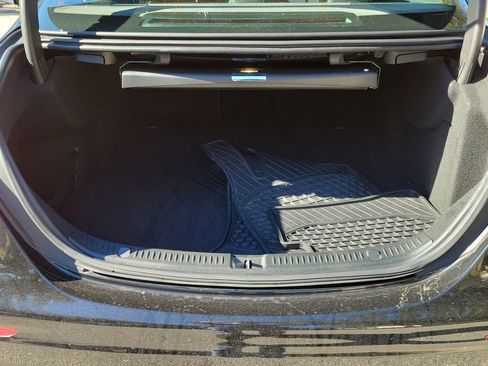 Used 2017 Mercedes-Benz E 300 E 300 image 8