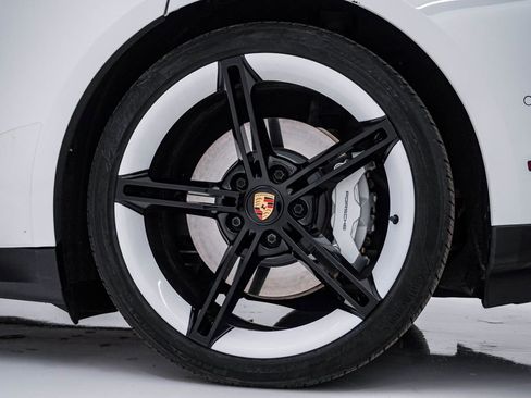 Certified 2023 Porsche Taycan image 13