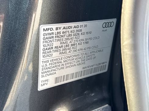Used 2020 Audi Q8 Premium Plus w/ Premium Plus Package AWD/4WD image 24