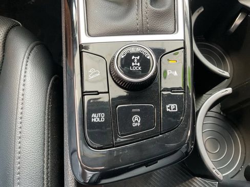 Used 2025 Kia Sportage X-Line w/ Premium Package AWD/4WD image 18