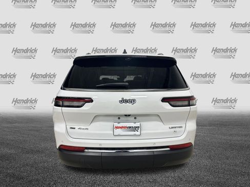 Used 2022 Jeep Grand Cherokee L Limited w/ Luxury Tech Group II image 9