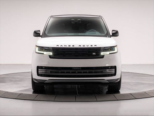 Used 2024 Land Rover Range Rover SE AWD/4WD image 8