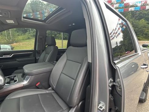 Used 2025 GMC Sierra 2500 SLT AWD/4WD image 30