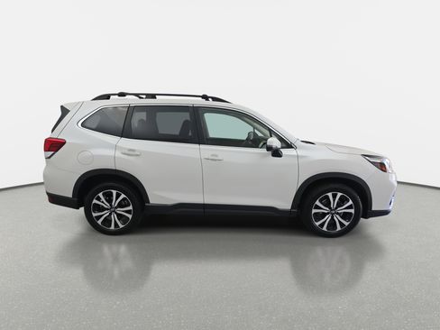 Used 2020 Subaru Forester Limited w/ Popular Package #3 image 4