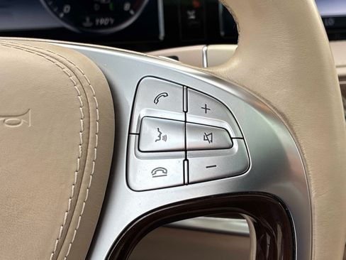 Used 2017 Mercedes-Benz S 550 4MATIC Sedan image 33