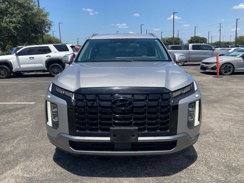 Used 2025 Hyundai Palisade SEL FWD image 2
