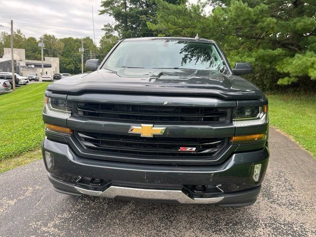 Used 2018 Chevrolet Silverado 1500 LT w/ All Star Edition AWD/4WD image 8