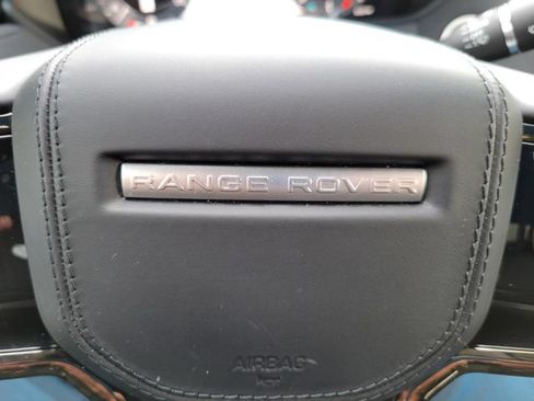 Used 2026 Land Rover Range Rover Velar Dynamic SE AWD/4WD image 31