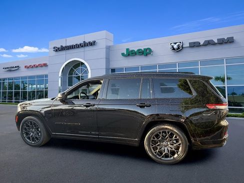 New 2025 Jeep Grand Cherokee L Summit w/ Obsidian Package AWD/4WD image 5