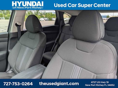 Certified 2025 Hyundai Tucson SEL FWD image 7