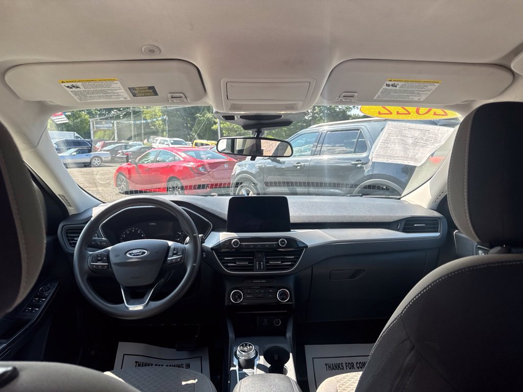 Used 2022 Ford Escape SE FWD image 40