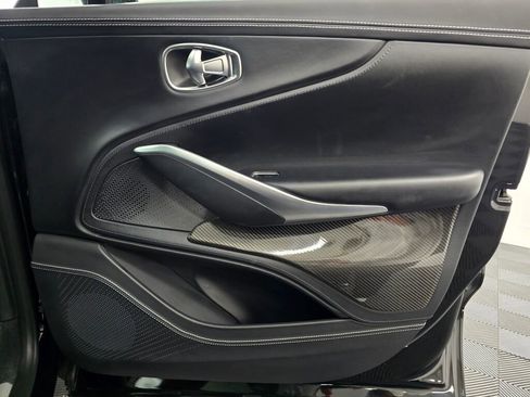 Used 2024 Aston Martin DBX 707 image 27