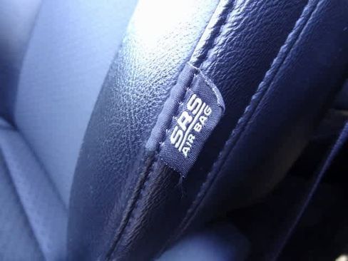 Used 2024 Jeep Compass Latitude image 7