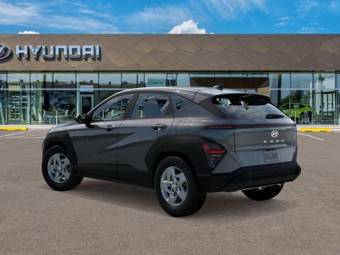 New 2027 Hyundai Kona SE FWD image 5