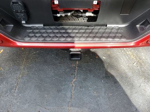 Used 2025 Chevrolet Colorado LT w/ Advanced Trailering Package image 8