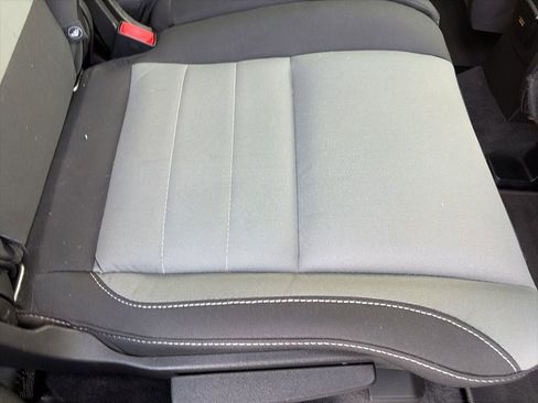 Used 2016 Ford Escape SE w/ Equipment Group 201A image 24