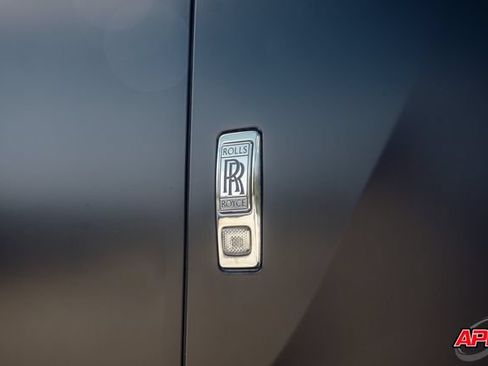 Used 2014 Rolls-Royce Ghost RWD image 28