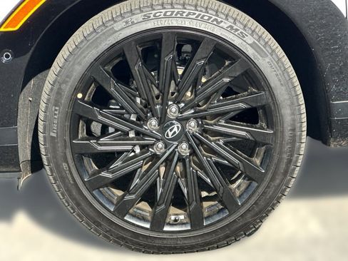 Used 2025 Hyundai Santa Fe Calligraphy image 12