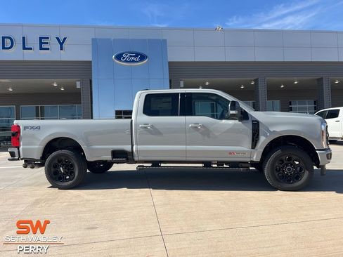New 2026 Ford F350 Lariat w/ Black Appearance Package image 3